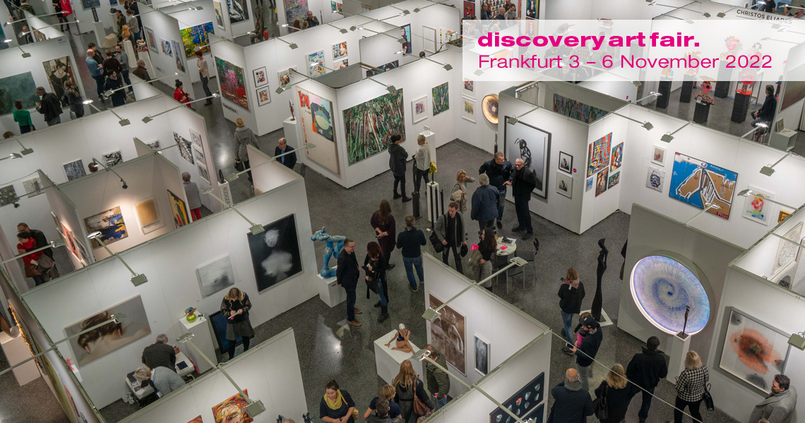 Every fall, art lovers can discover exceptional works of art by newcomers and established artists at the Discovery Art Fair on the grounds of Messe Frankfurt.