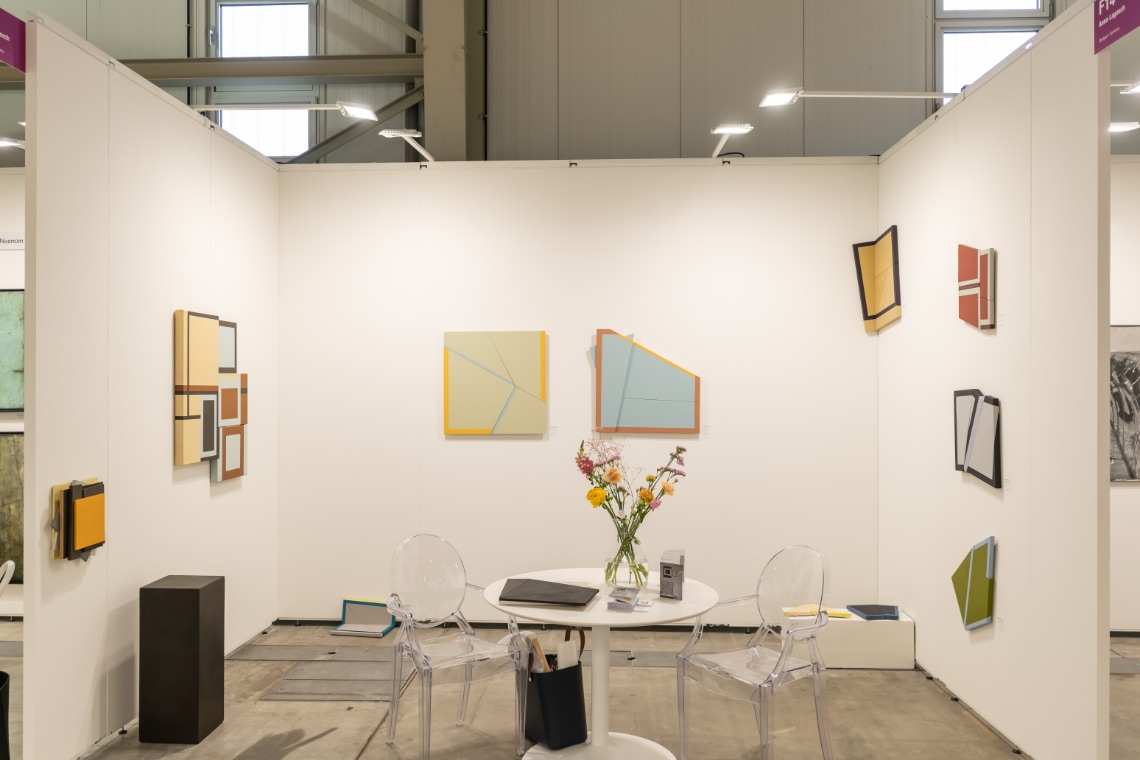 Anna Lagosch booth